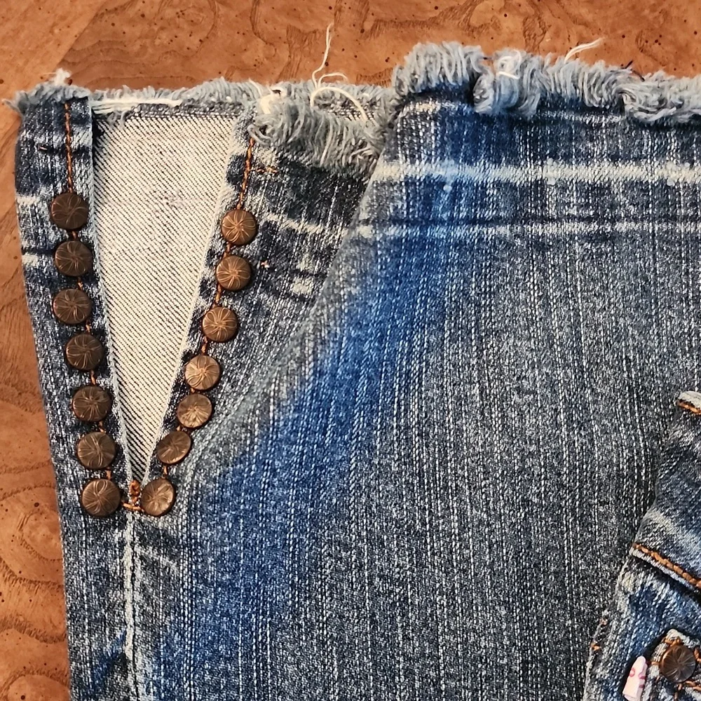 Handmade distressed low waist blue jeans - Picture 4 of 8